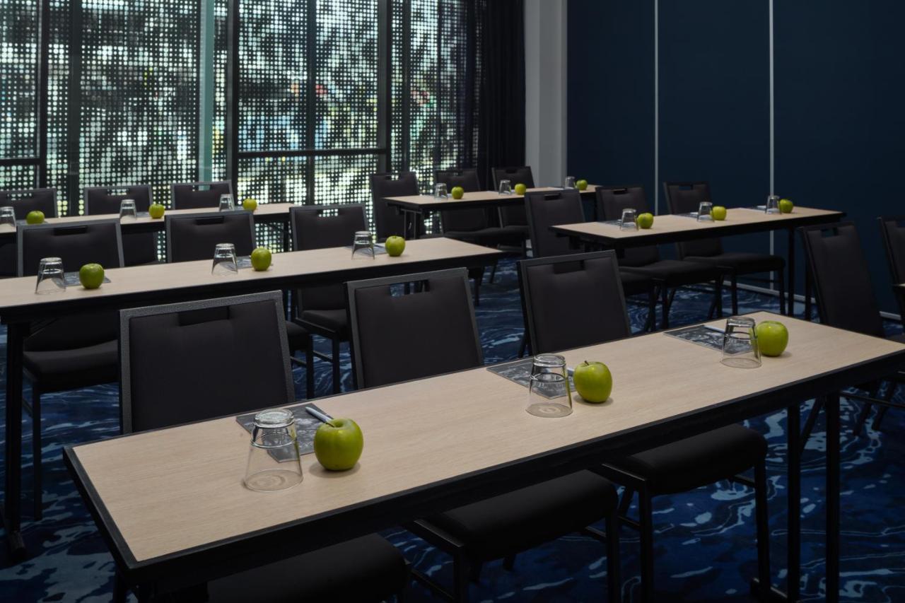 Готель Rydges Gold Coast Airport Екстер'єр фото